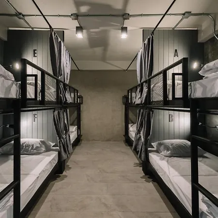 Bed & Bike Hostel Chiang Rai Exterior photo