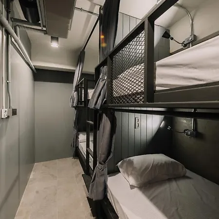 Bed & Bike Hostel Chiang Rai Exterior photo